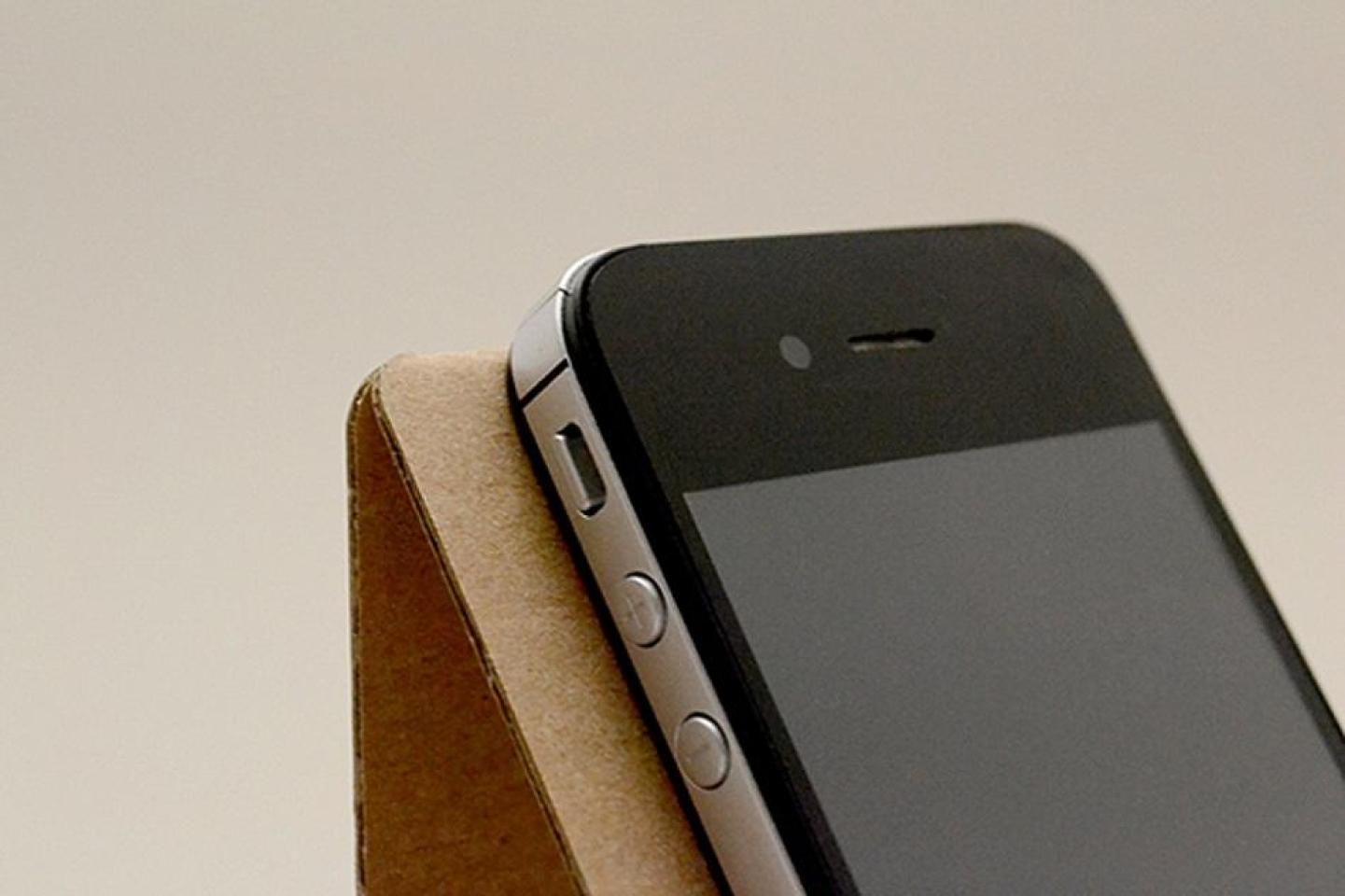 Mobile Phone Holder из гофрокартона