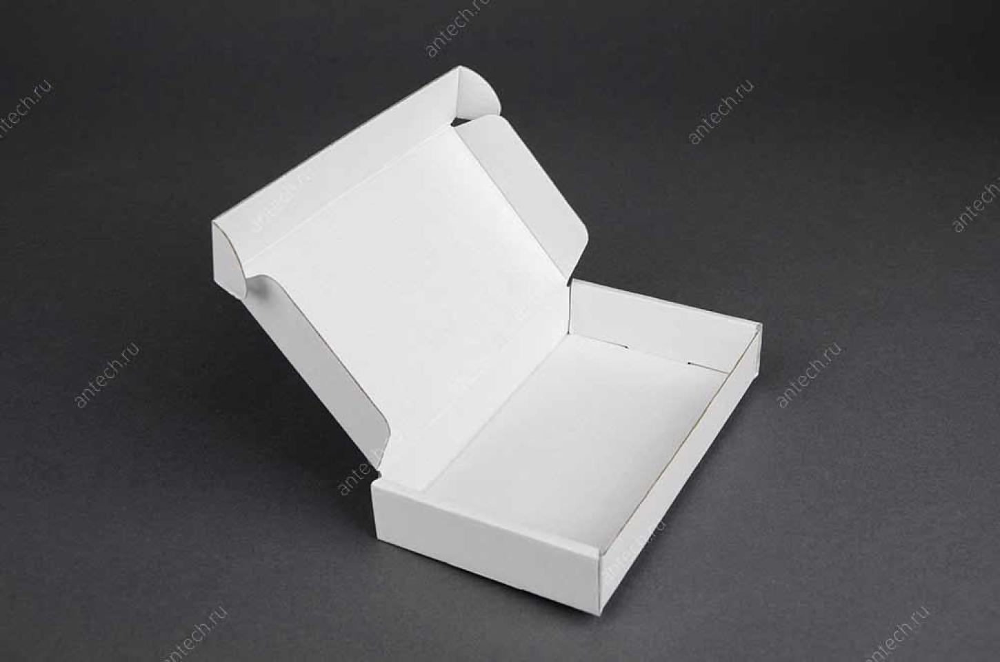 Коробка из белого микрогофрокартона MAMBA CASE