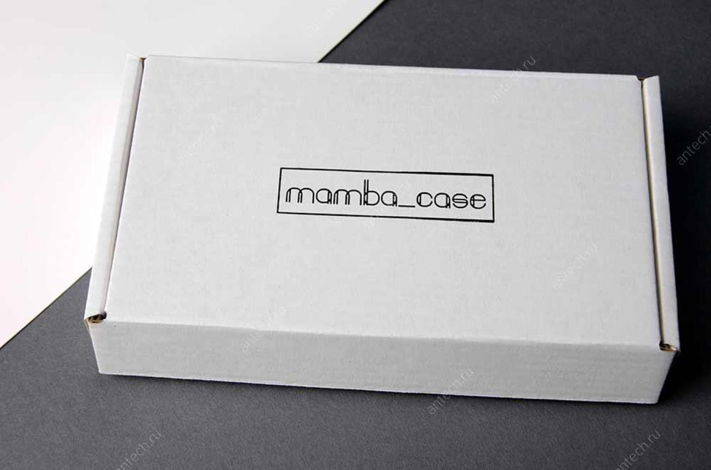 Коробка из белого микрогофрокартона MAMBA CASE