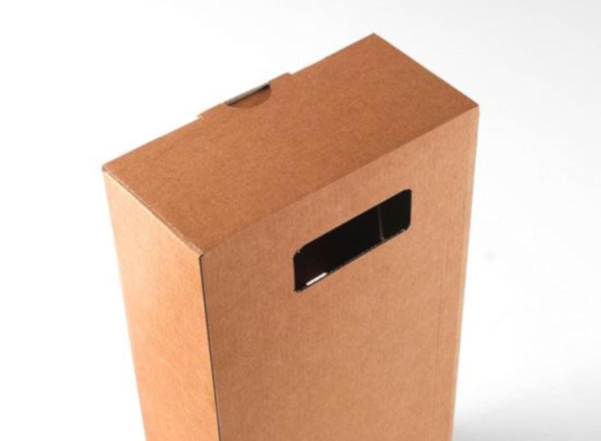 Коробка для бутылок от компании SelfPackaging