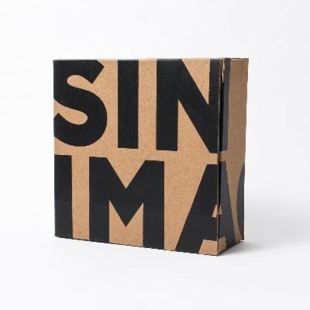 Cd Box для доставки продукции студии Sin Imagen