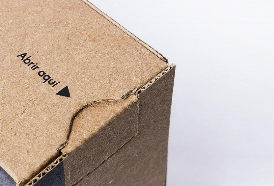 Cd Box для доставки продукции студии Sin Imagen