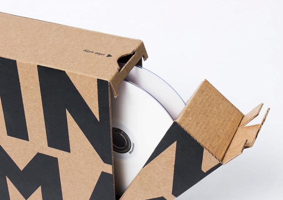 Cd Box для доставки продукции студии Sin Imagen
