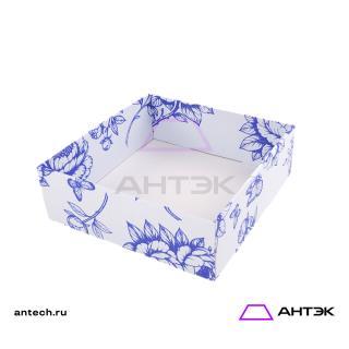 Подарочная коробка к 8 марта крышка-дно 300х300х100 МГК с печатью "Синие пионы"