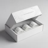 Белые коробки